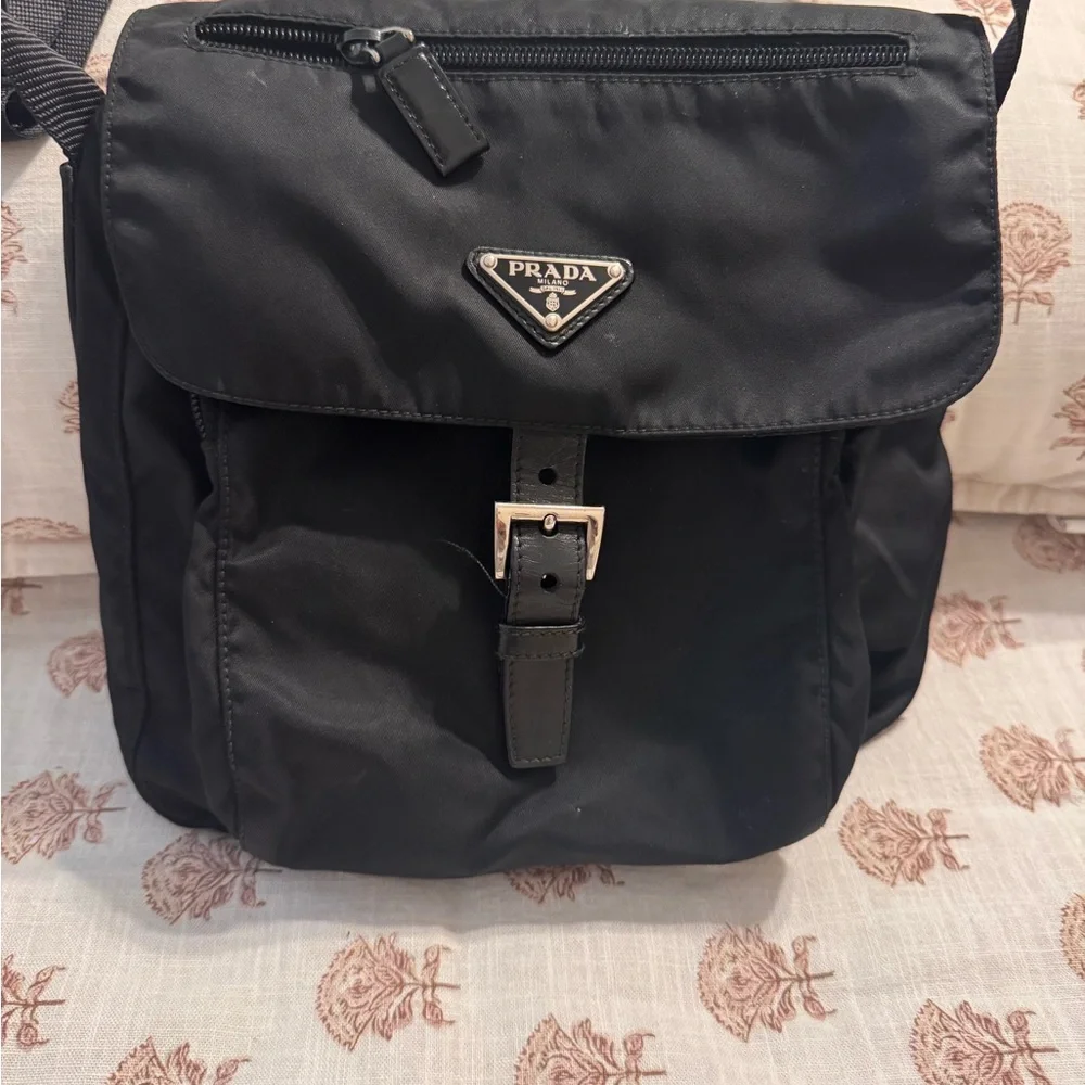 Prada Black Messenger Bag with Adjustable Strap - Picture 2 of 3